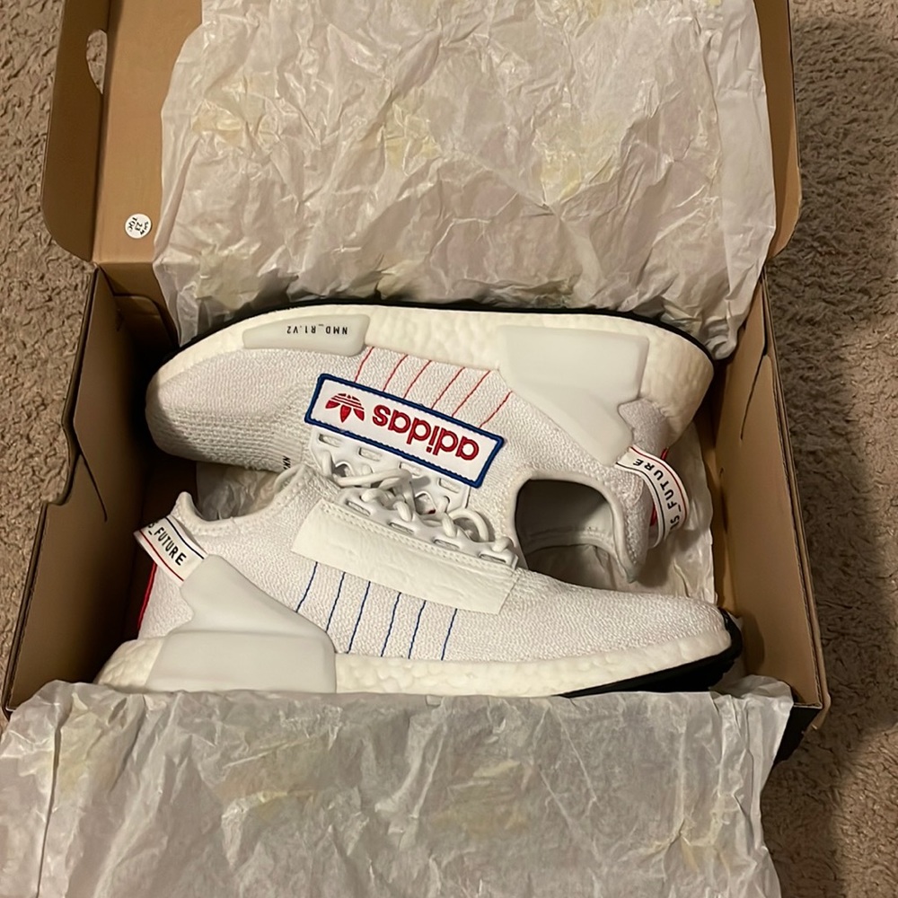 Adidas NMD_R1.V2